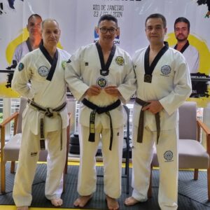 Mestres Alexandre Gomes, Minoro Hamada e Alexandre Coelho